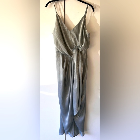 NWT Baltic Born Camila dress in Sage Size Medium Large - Picture 3 of 9